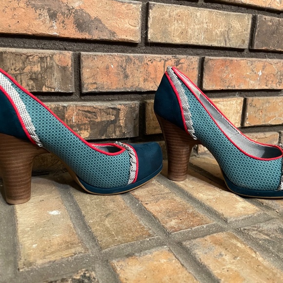 Beautiful Round Toe Ruby Shoo Heels * Size 6/39 - Picture 4 of 7